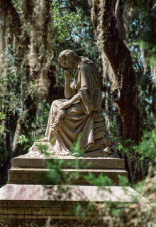 Monument at Bonaventure Cemetery