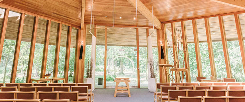 Green Acres Wooden Chapel at Chiltern Park